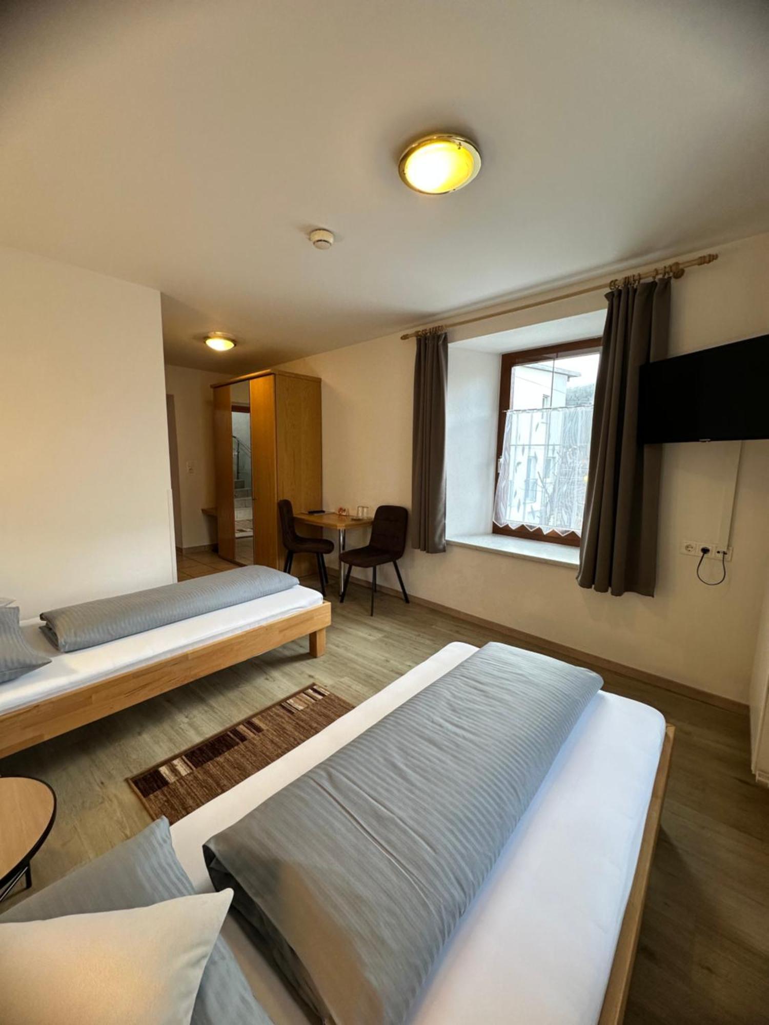 Goldener Adler Bed and Breakfast Scharnitz Buitenkant foto