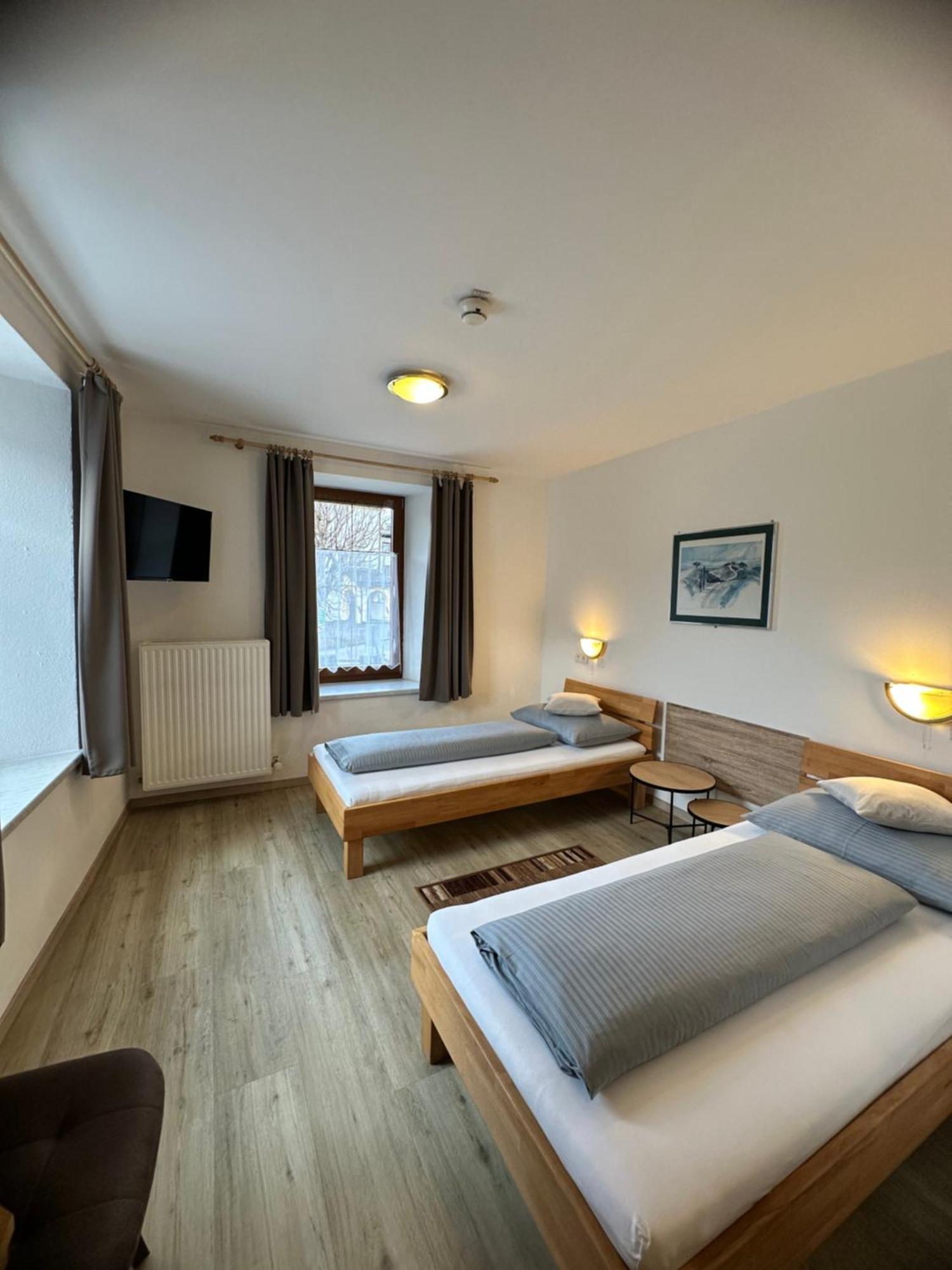Goldener Adler Bed and Breakfast Scharnitz Buitenkant foto