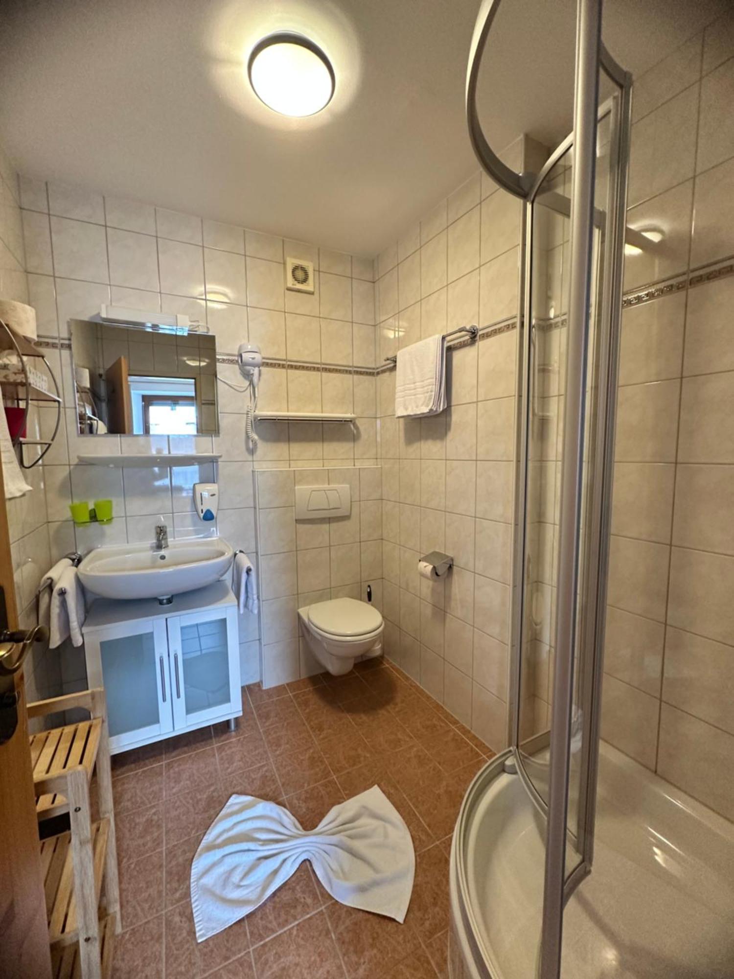 Goldener Adler Bed and Breakfast Scharnitz Buitenkant foto