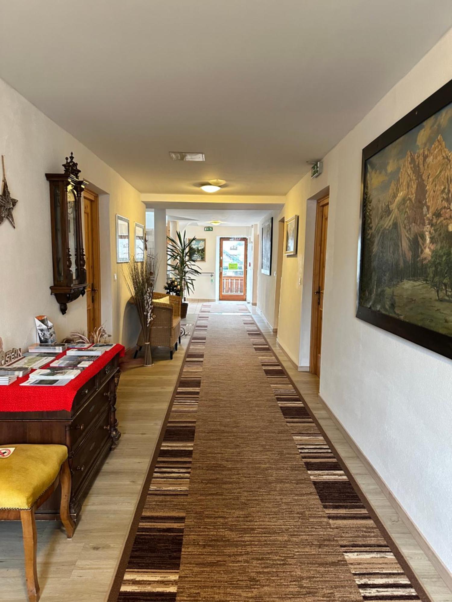 Goldener Adler Bed and Breakfast Scharnitz Buitenkant foto